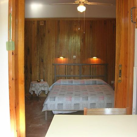 Apartment Next To The Sea In Poseidonia Posidhonia  Bagian luar foto