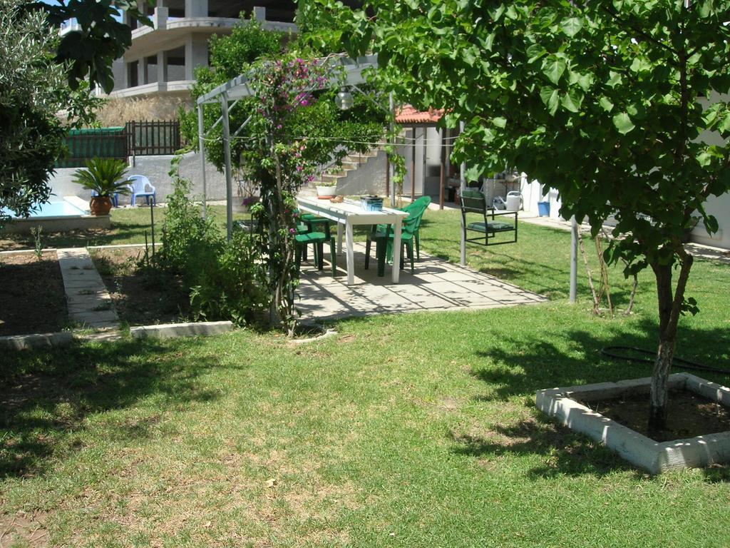 Apartment Next To The Sea In Poseidonia Posidhonia  Bagian luar foto